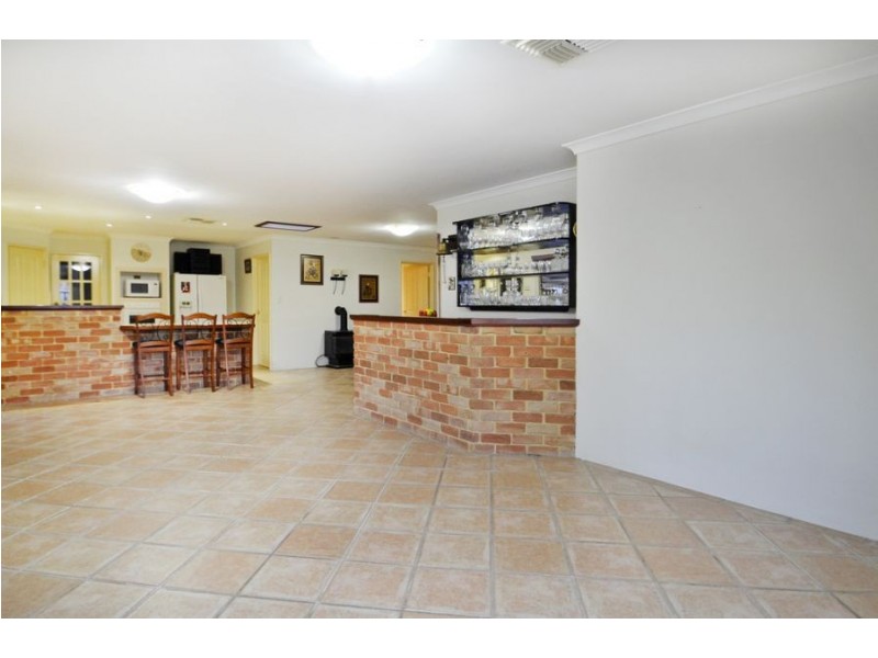 3 Merrang Circuit, Carramar WA 6031