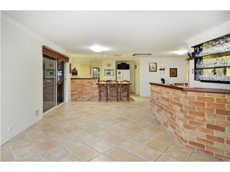 3 Merrang Circuit, Carramar WA 6031