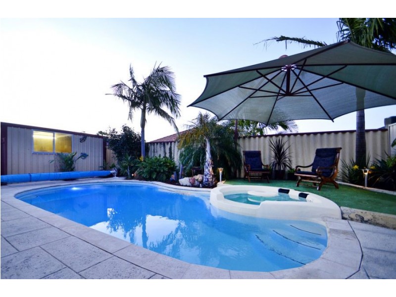 3 Merrang Circuit, Carramar WA 6031