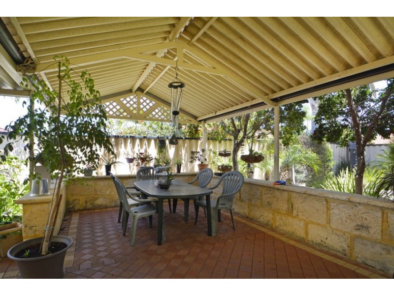 111 Balladong Loop, Carramar WA 6031