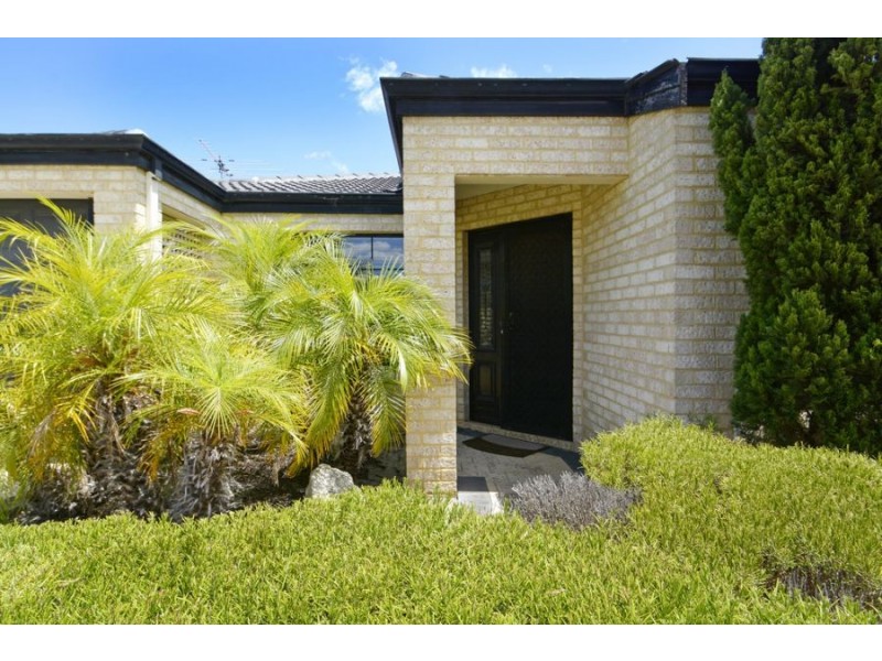 111 Balladong Loop, Carramar WA 6031