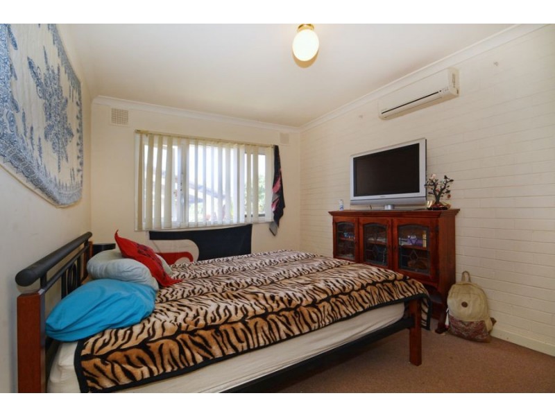 26d Buntine Way, Girrawheen WA 6064