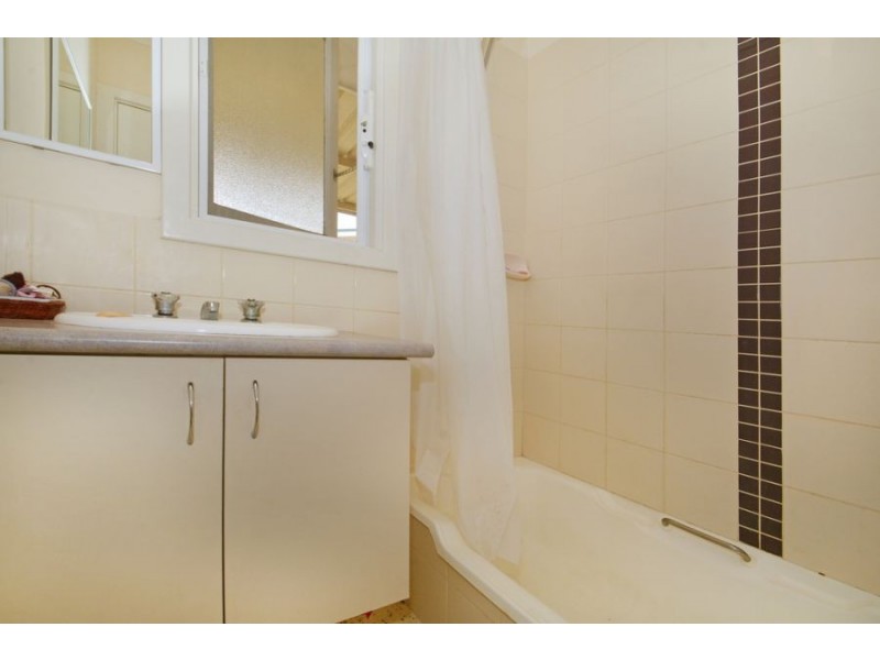 26d Buntine Way, Girrawheen WA 6064