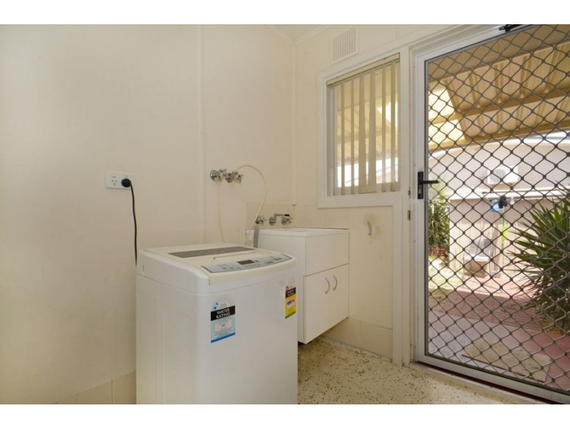 26d Buntine Way, Girrawheen WA 6064
