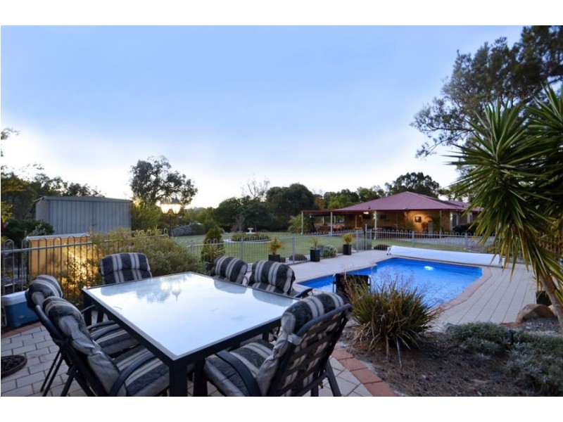 61 San Rosa Road, Wanneroo WA 6065