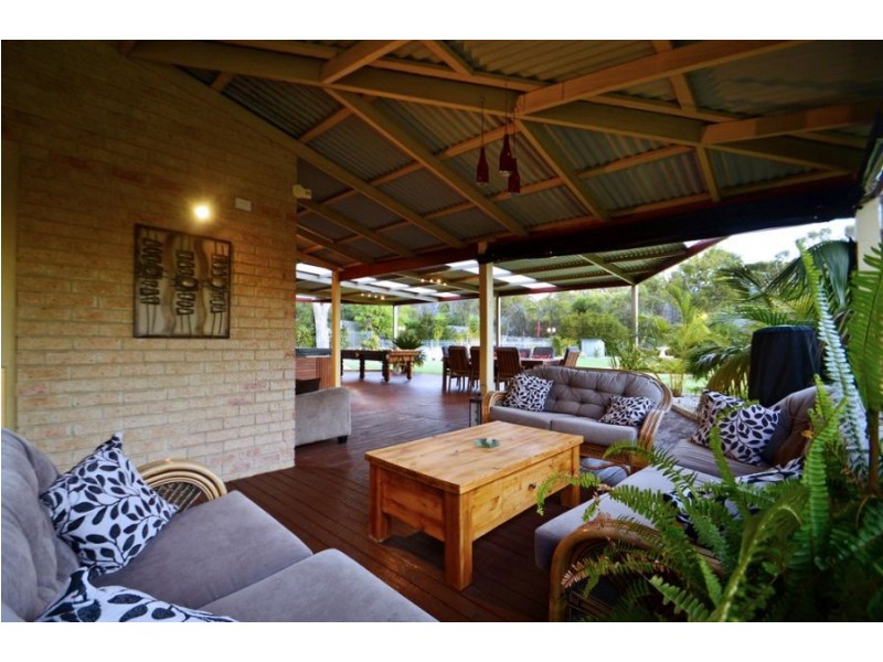 61 San Rosa Road, Wanneroo WA 6065