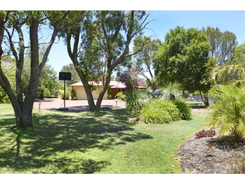 61 San Rosa Road, Wanneroo WA 6065