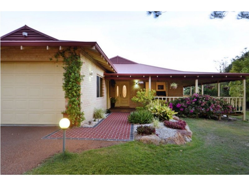 61 San Rosa Road, Wanneroo WA 6065