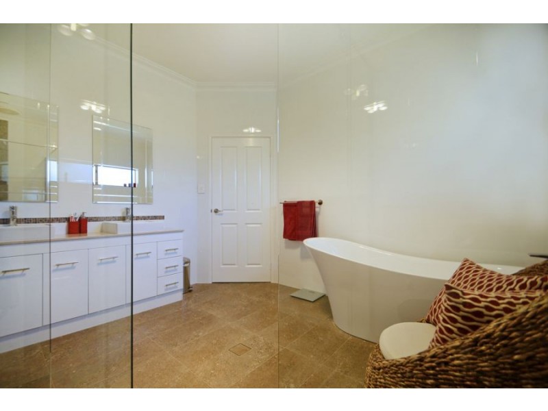 61 San Rosa Road, Wanneroo WA 6065