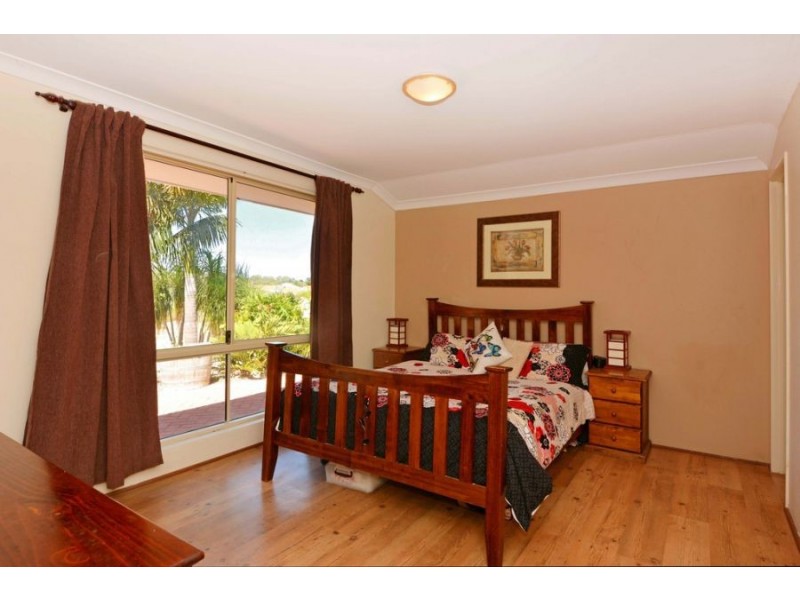 5 Griffiths Road, Sinagra WA 6065