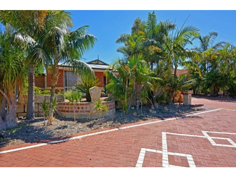 5 Griffiths Road, Sinagra WA 6065