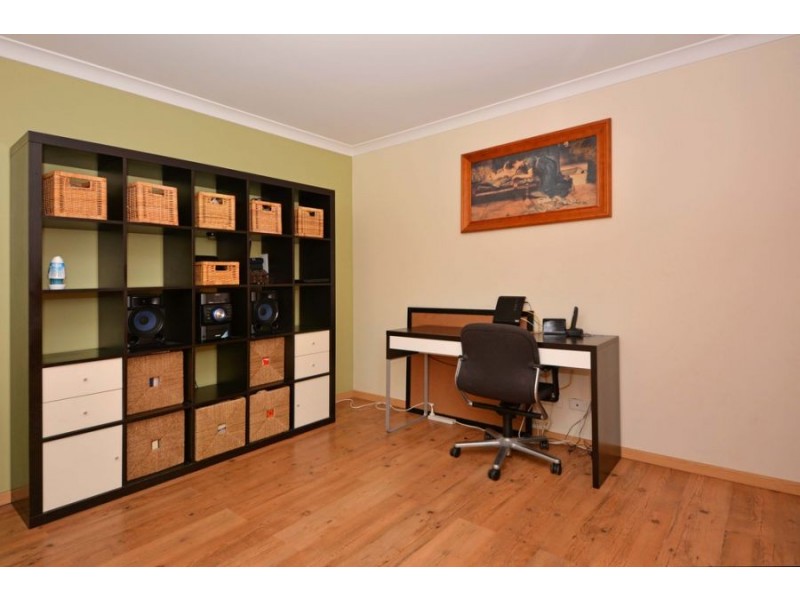 5 Griffiths Road, Sinagra WA 6065