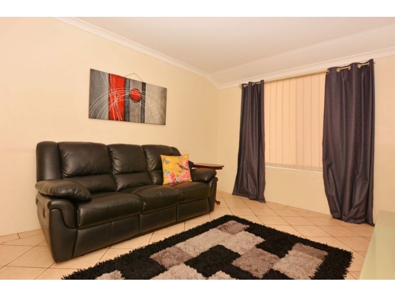 5 Griffiths Road, Sinagra WA 6065