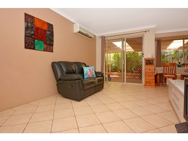 5 Griffiths Road, Sinagra WA 6065