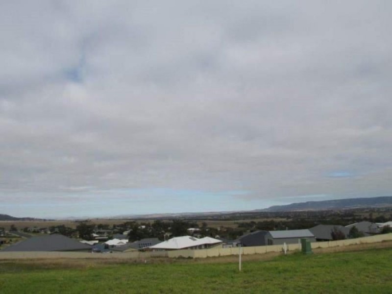 25 Widden Close, Scone NSW 2337