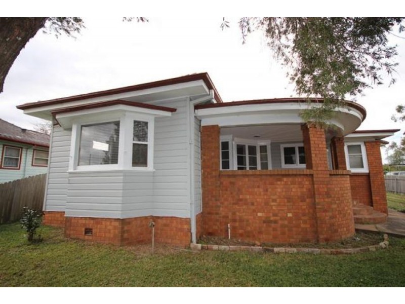 102 Main Street, Scone NSW 2337