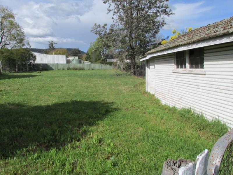 102 Main Street, Scone NSW 2337