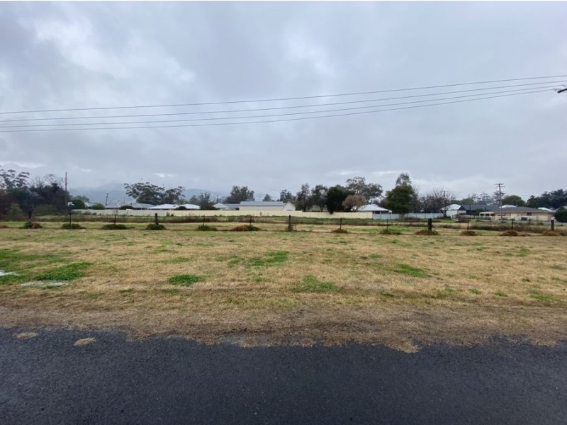 18 Park Street, Scone NSW 2337