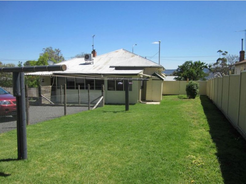 240 Kelly Street, Scone NSW 2337