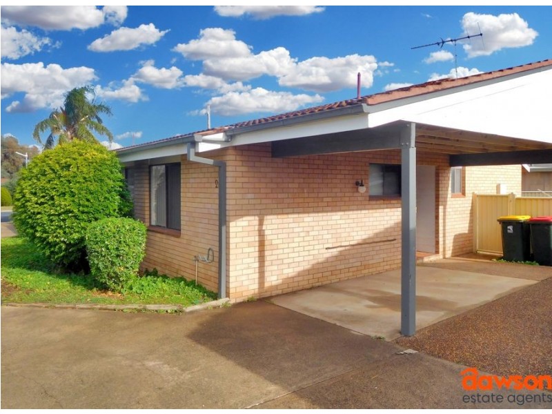 2/65 Satur Road, Scone NSW 2337