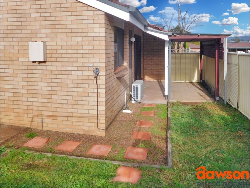2/65 Satur Road, Scone NSW 2337