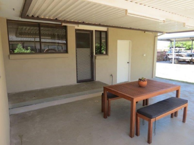 33 Seaward Avenue, Scone NSW 2337
