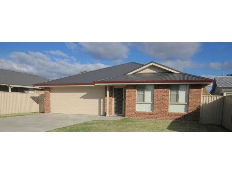 77 St Aubins Street, Scone NSW 2337