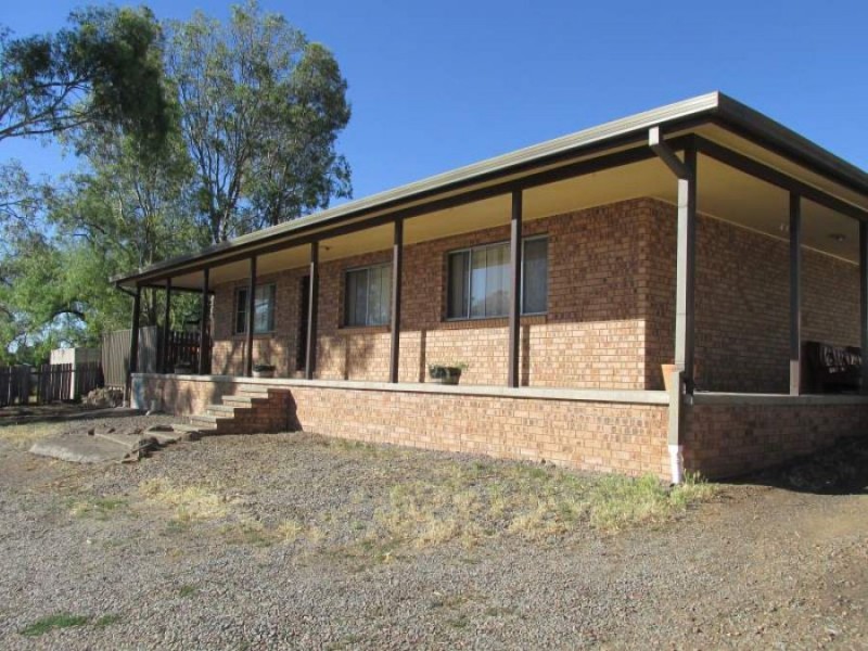 68 Macqueen Street, Aberdeen NSW 2336