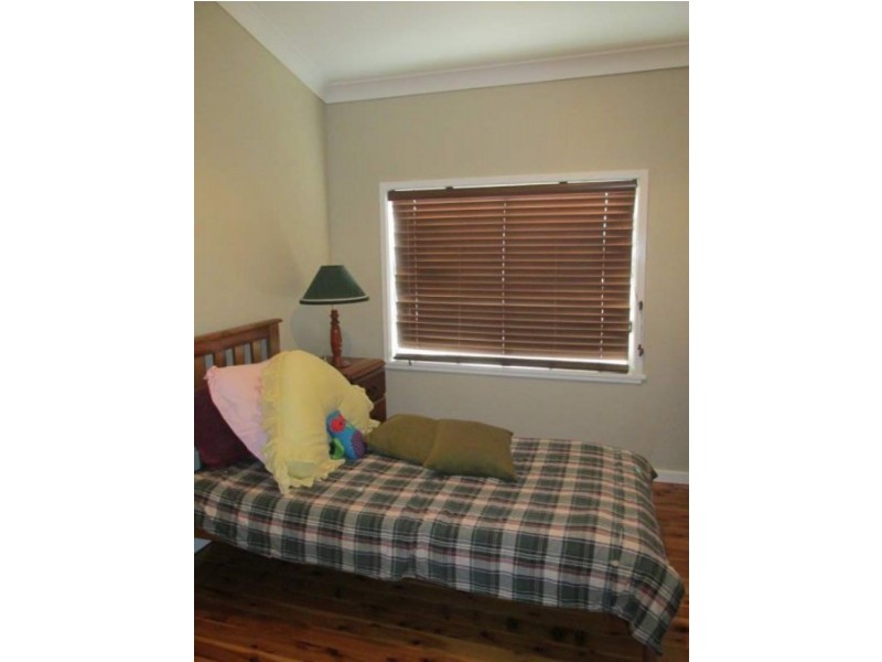 13 Carlyle Street, Scone NSW 2337