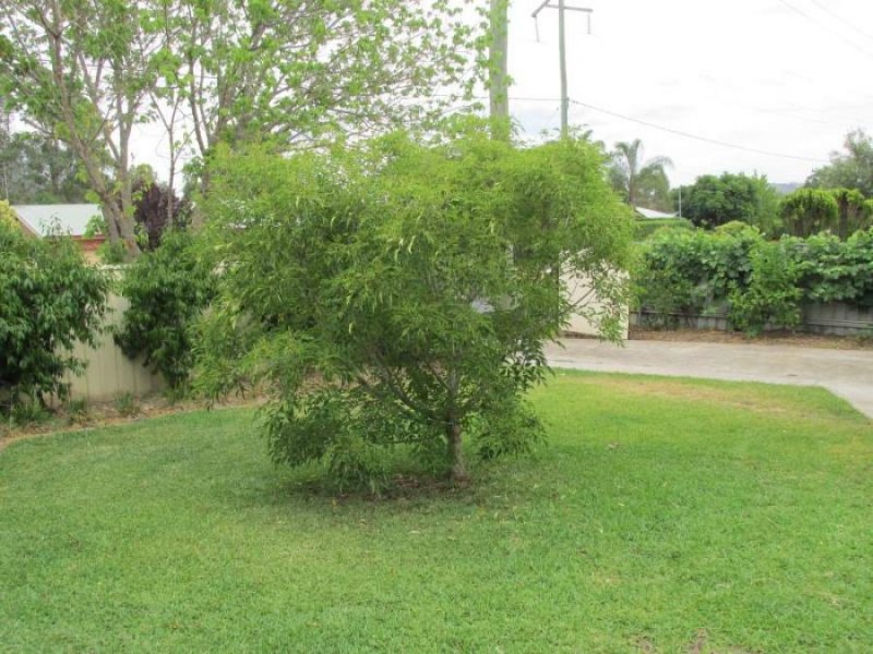 13 Carlyle Street, Scone NSW 2337