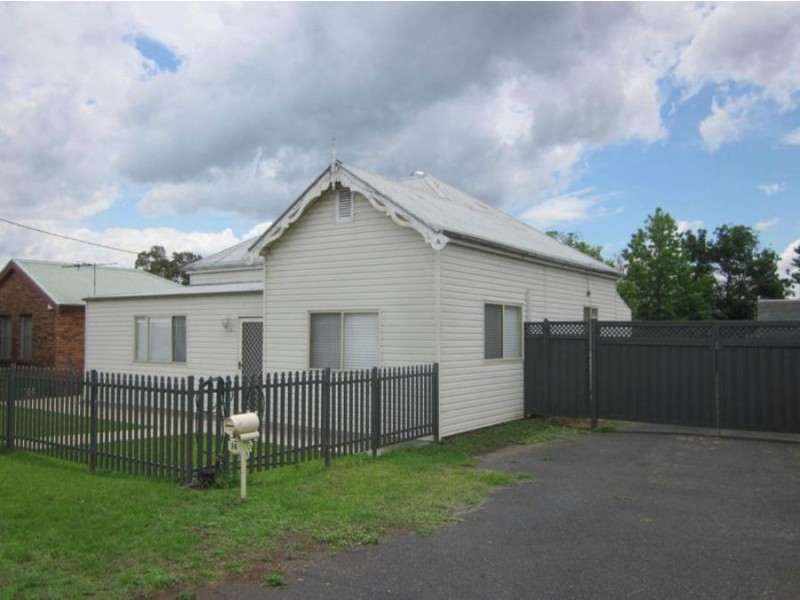 14 Sydney Street, Scone NSW 2337