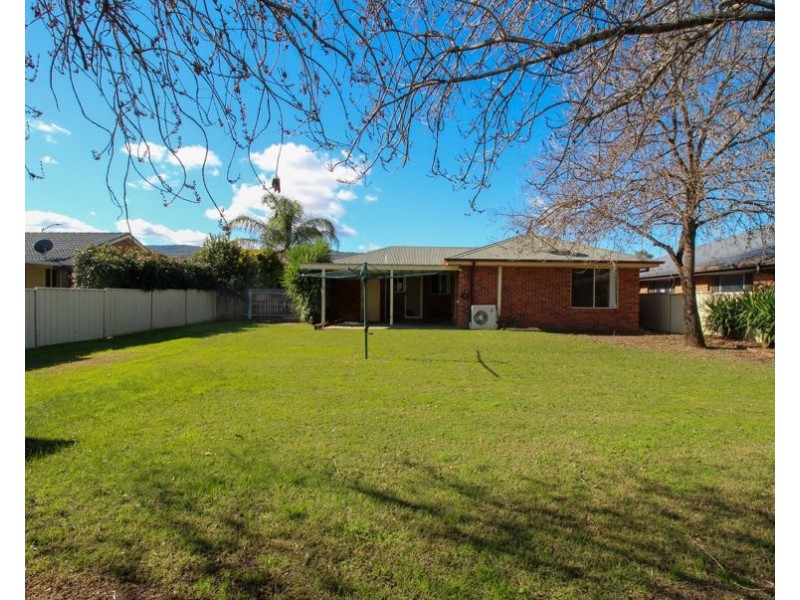 4 Eveleigh Court, Scone NSW 2337