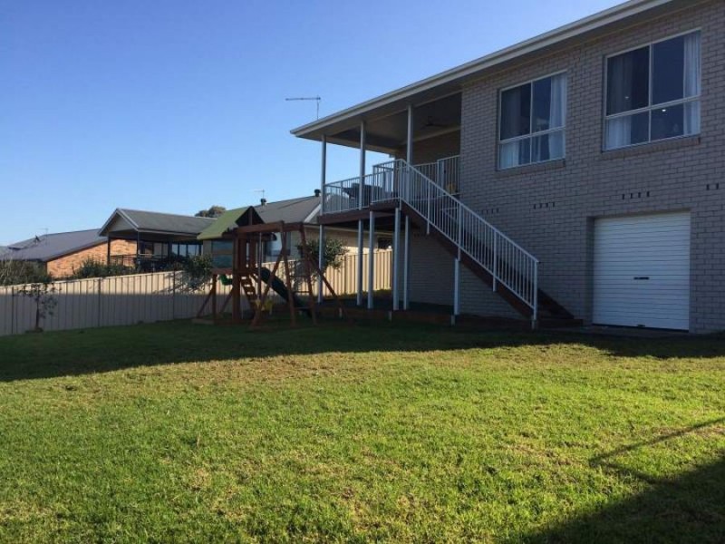 14 Redbank Drive, Scone NSW 2337