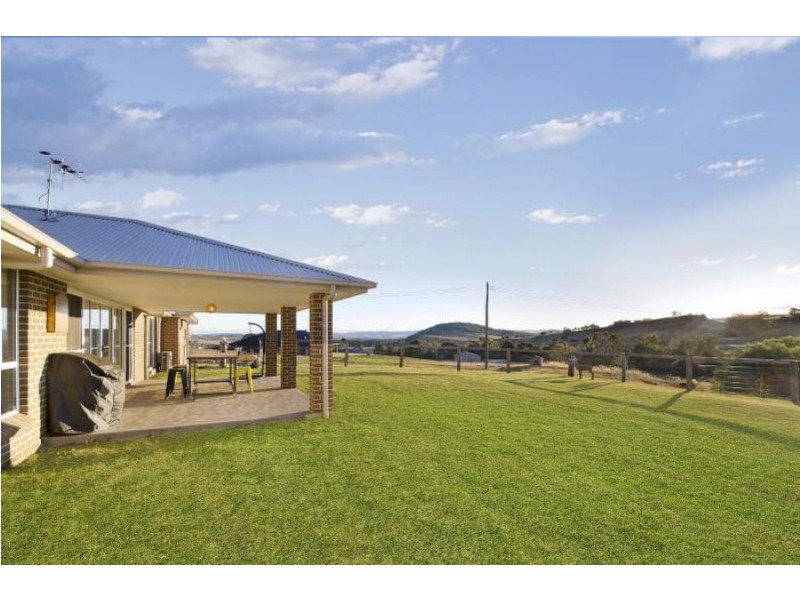 7 Lighthorse Parade, Scone NSW 2337