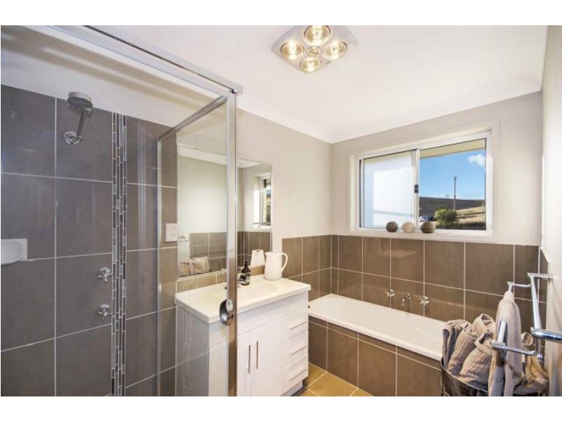 7 Lighthorse Parade, Scone NSW 2337