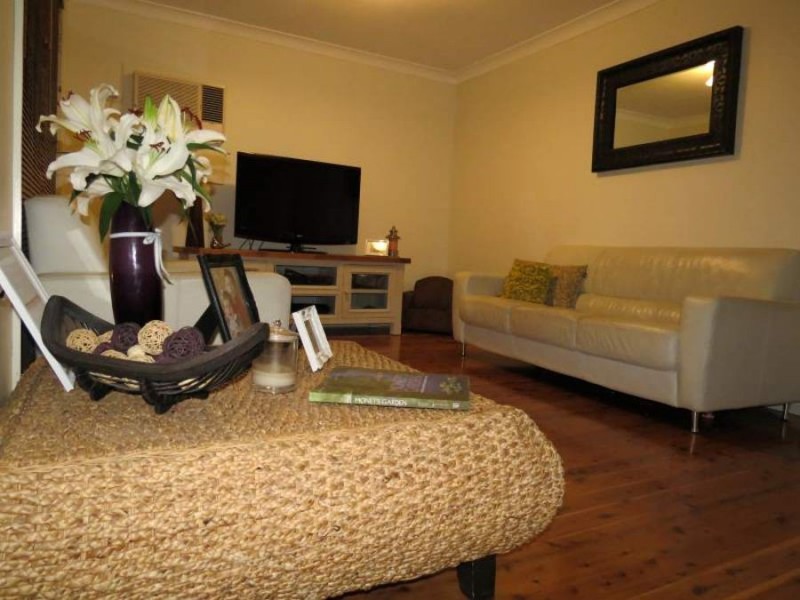 33 Seaward Avenue, Scone NSW 2337