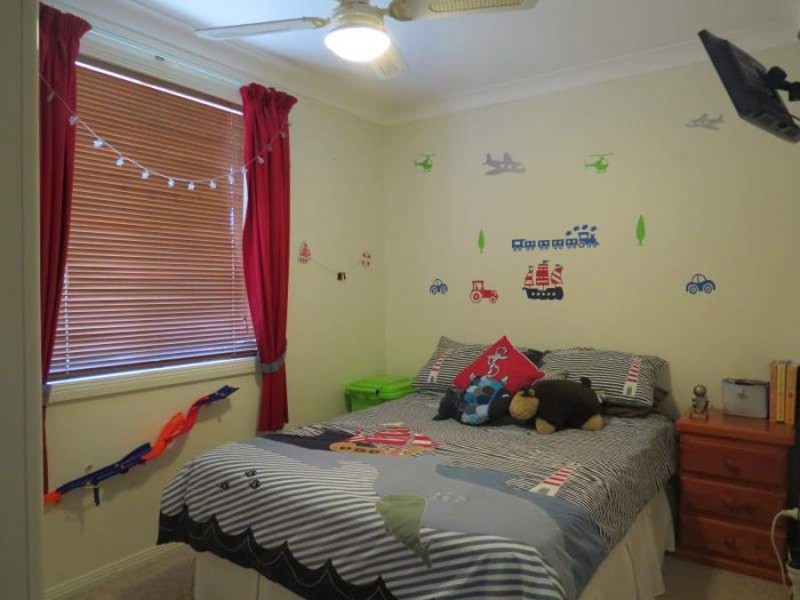 33 Seaward Avenue, Scone NSW 2337