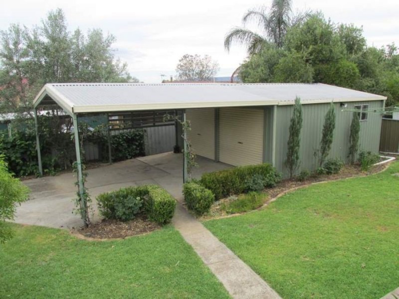 13 Carlyle Street, Scone NSW 2337