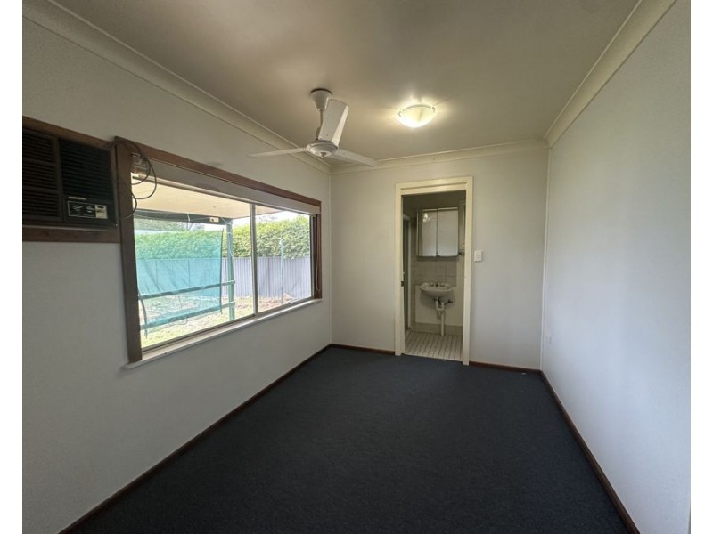 33 Oxford Road, Scone NSW 2337