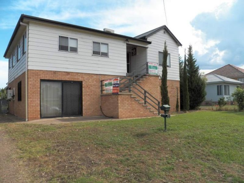 25 Kingdon Street, Scone NSW 2337