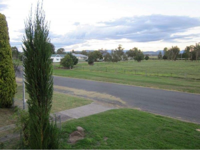 25 Kingdon Street, Scone NSW 2337