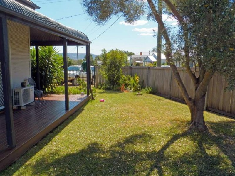 2 Park Street, Scone NSW 2337