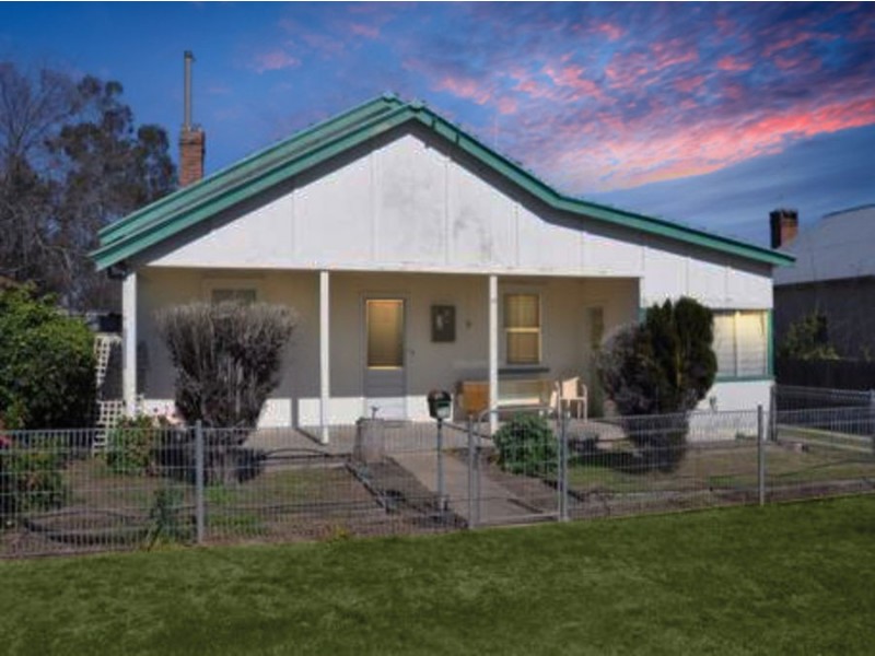 125 St Aubins Street, Scone NSW 2337