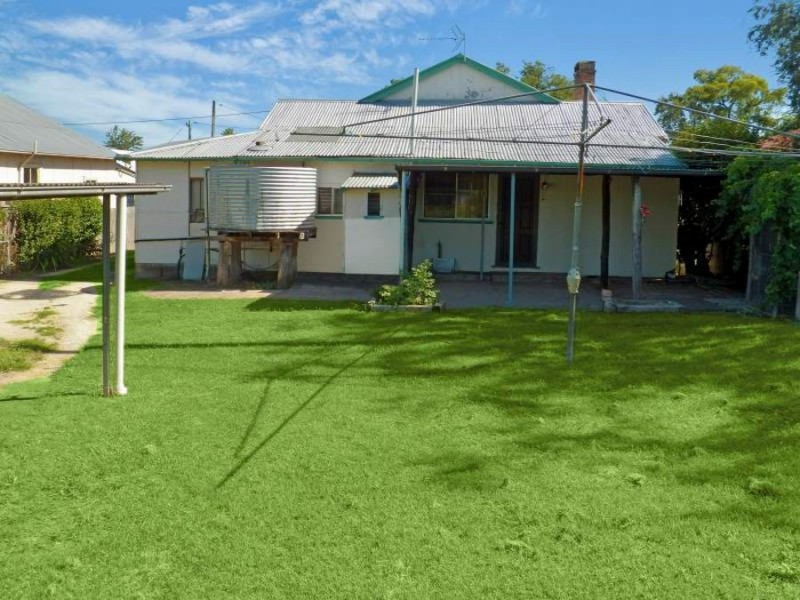 125 St Aubins Street, Scone NSW 2337