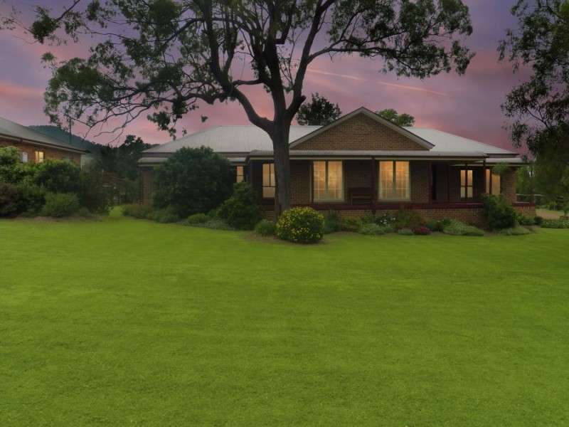 13 Stanstead Close, Scone NSW 2337