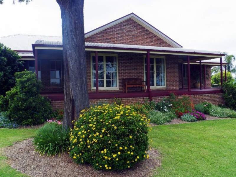 13 Stanstead Close, Scone NSW 2337