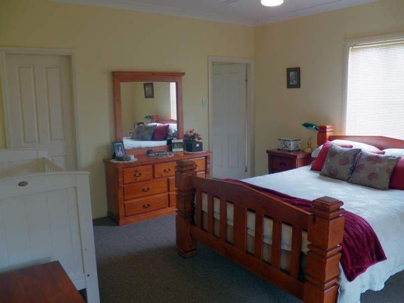 13 Stanstead Close, Scone NSW 2337