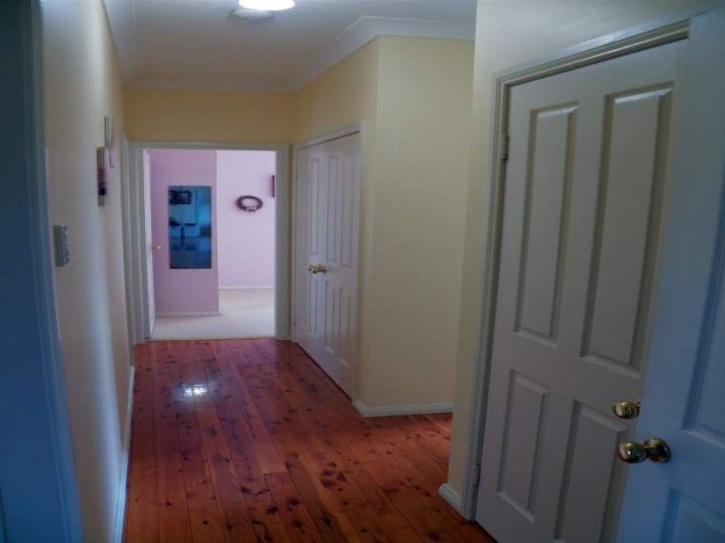 13 Stanstead Close, Scone NSW 2337