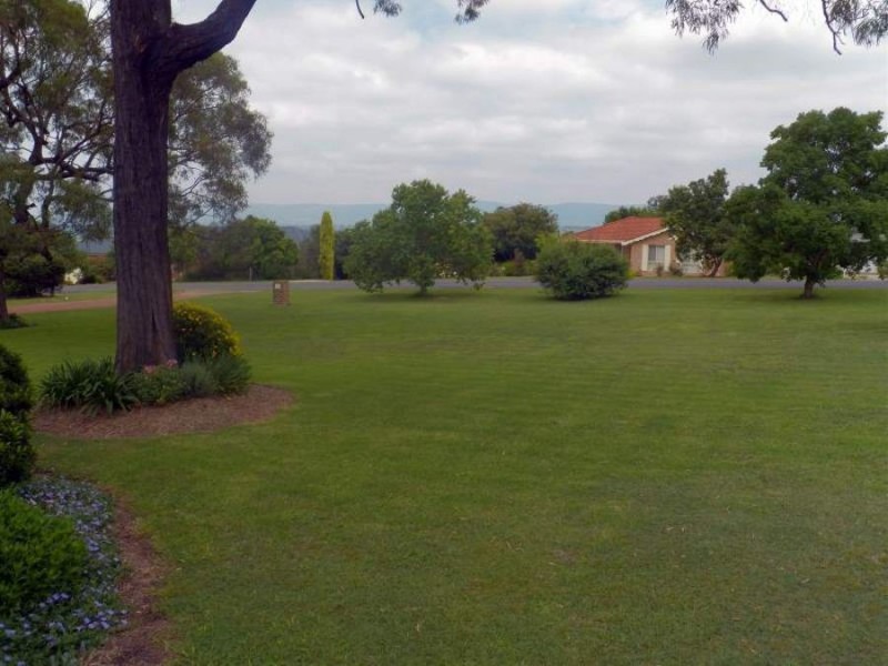 13 Stanstead Close, Scone NSW 2337