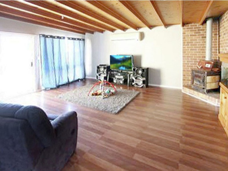 22 Salisbury Street, Blandford NSW 2338